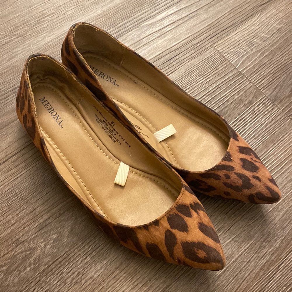 Merona Pointed Toe Animal Leopard Print Flats size 8.5